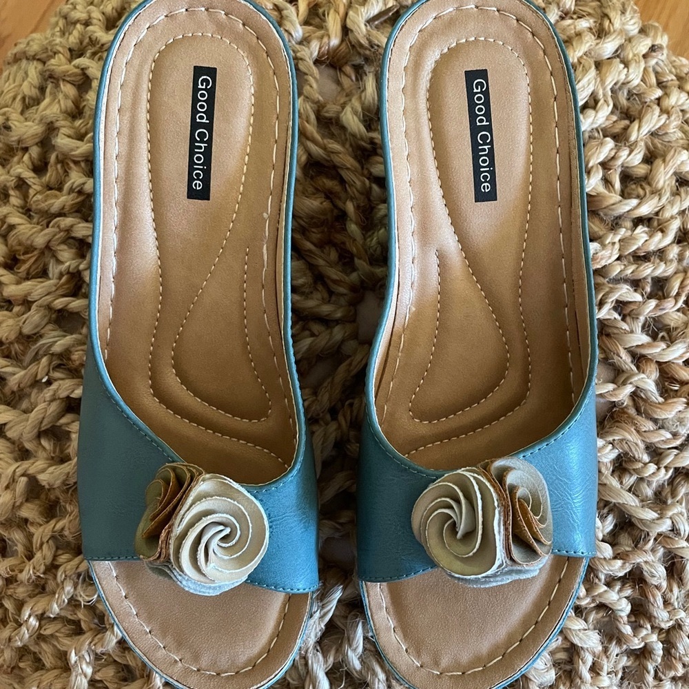 GOOD CHOICE Slip-ons for Women